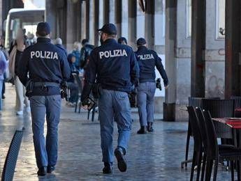 Funzionario Mimit aggredito a Termini: altri due fermati, 20enni tunisini
